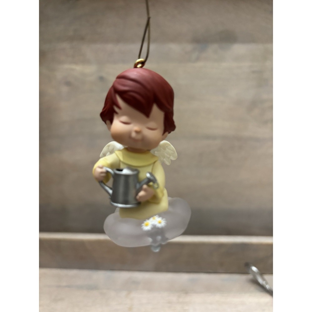 HALLMARK 1997 DAISY MARY'S ANGELS CHRISTMAS TREE KEEPSAKE ORNAMENT #10 IN SERIES